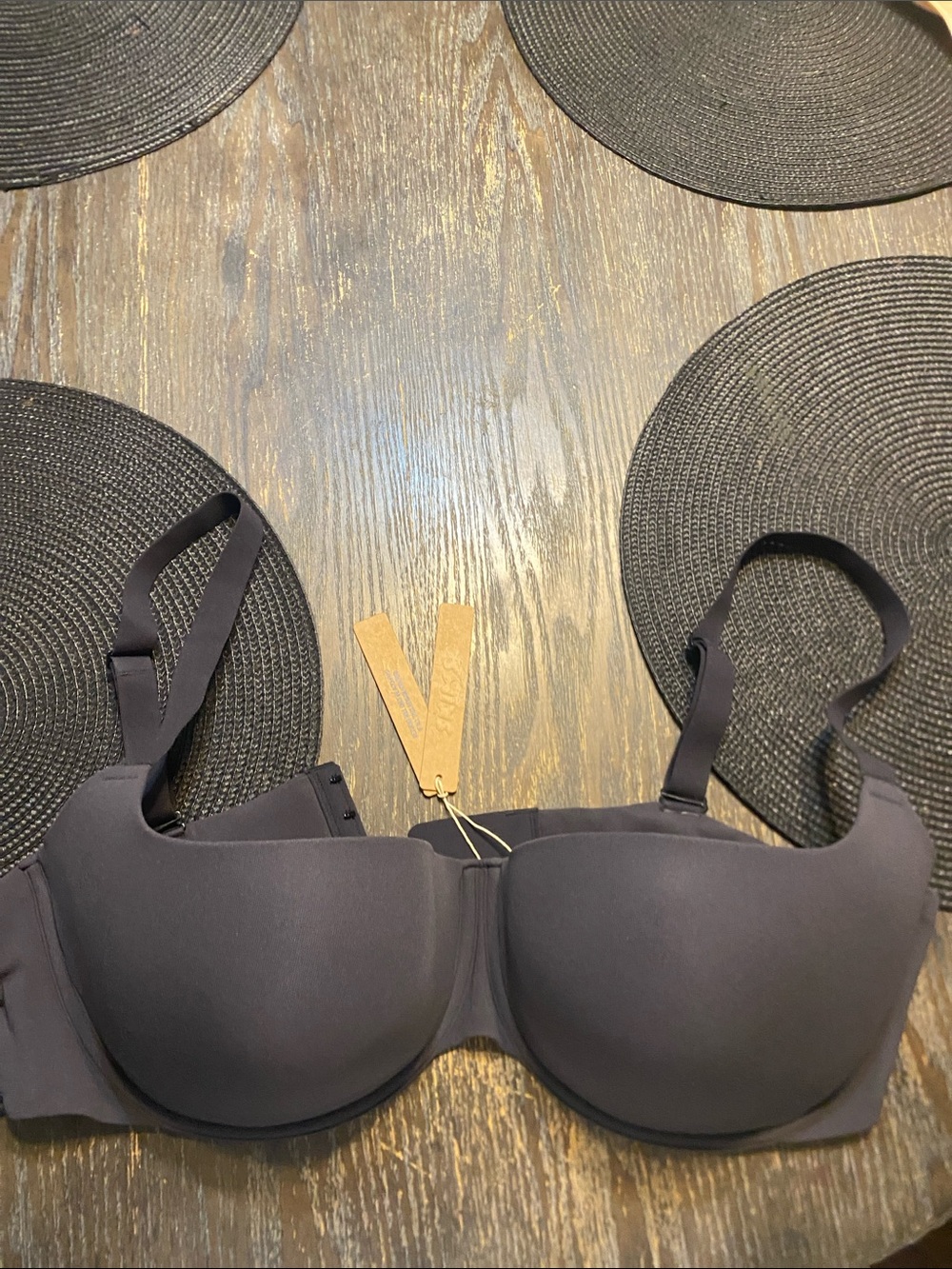 SKIMS Fits everybody lightly lined balconette Bra onyx size 42DD NWT